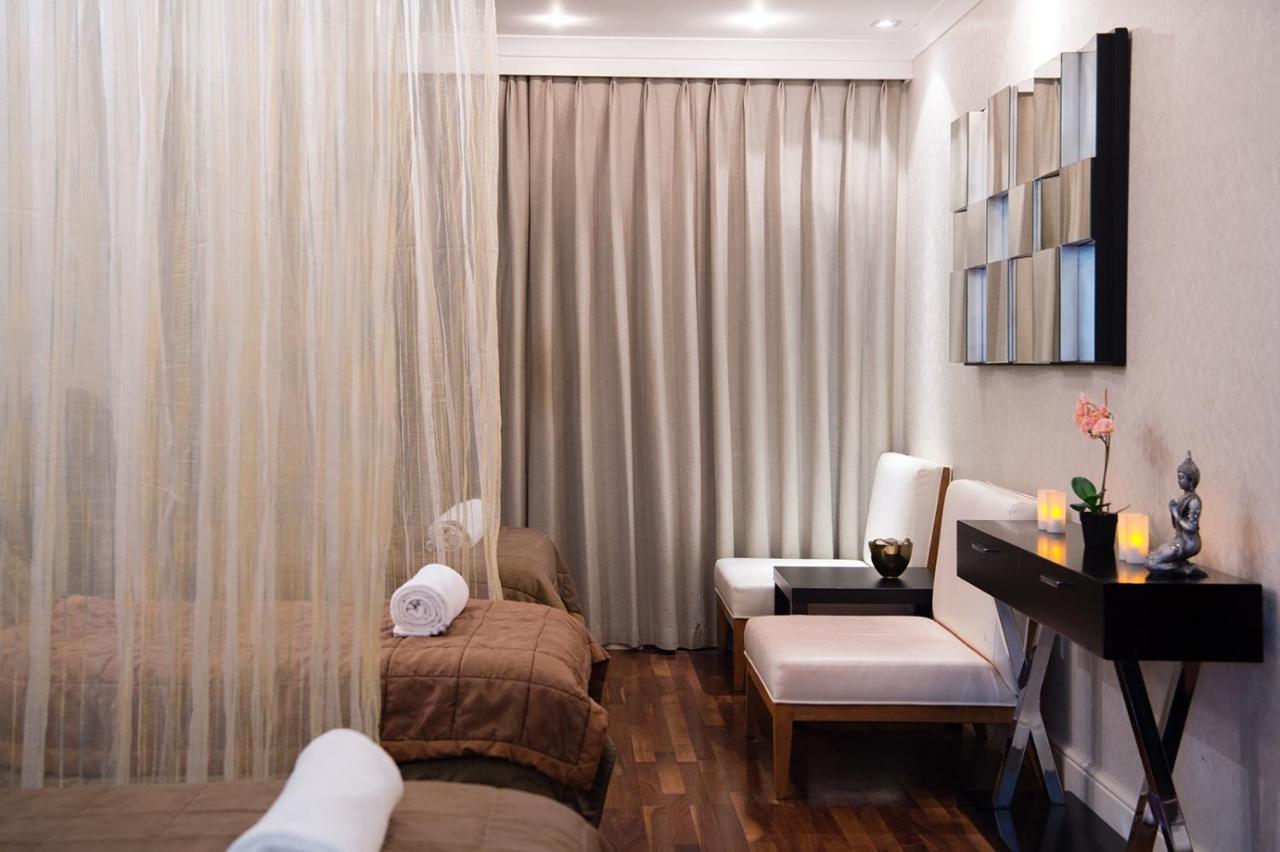 Lakeside Park Hotel & Spa Fishbourne  Екстериор снимка
